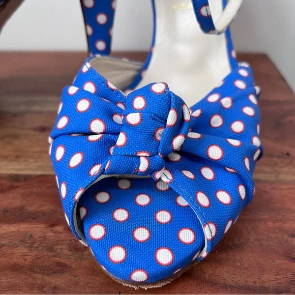Something Bleu, polka dot sandals, blue/orange/white. Leather sole, size 9 - Picture 6 of 8